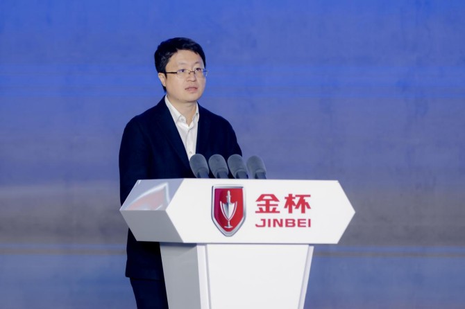 金杯品牌日暨全系产品发布会盛擎启幕 焕新战略擘画发展新篇